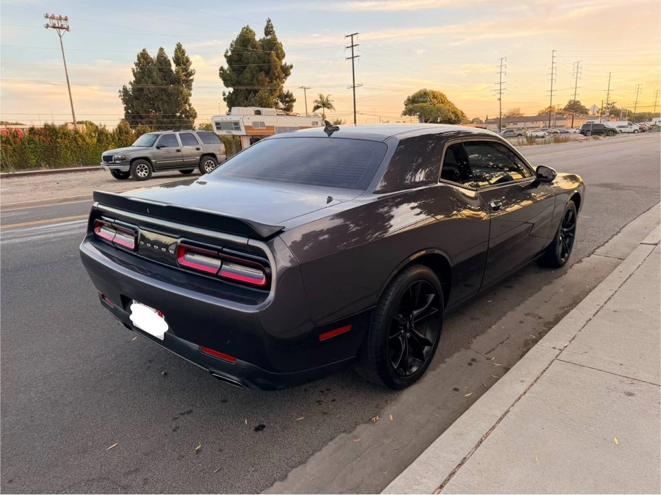 2018 Dodge Challenger 3rd Gen - Image 5 of 15