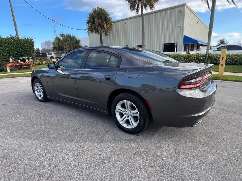 2018 Dodge Charger 7th Gen - Image 4 of 9