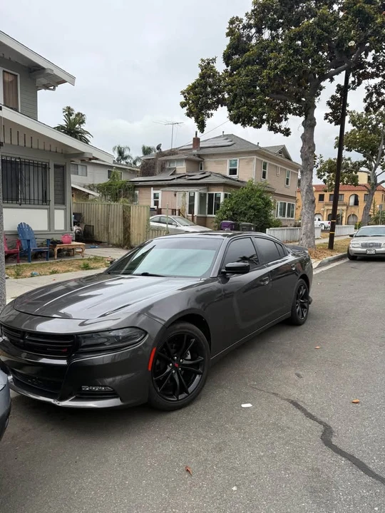 2018 Dodge Charger 7th Gen - Image 2 of 10