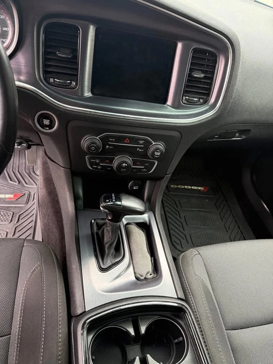 2018 Dodge Charger 7th Gen - Image 9 of 10