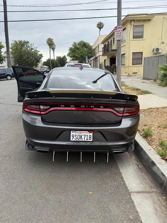 2018 Dodge Charger 7th Gen - Image 3 of 10