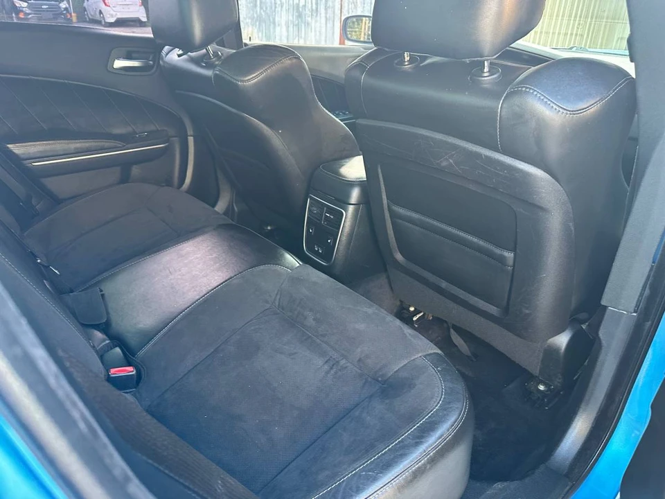 2018 Dodge Charger 7th Gen - Image 13 of 16