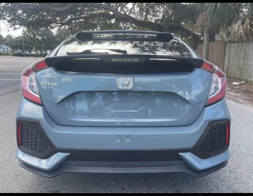 2018 Honda Civic 10th Gen - Image 3 of 9