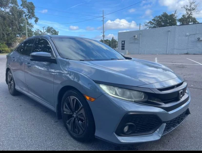 2018 Honda Civic 10th Gen - Image 5 of 9