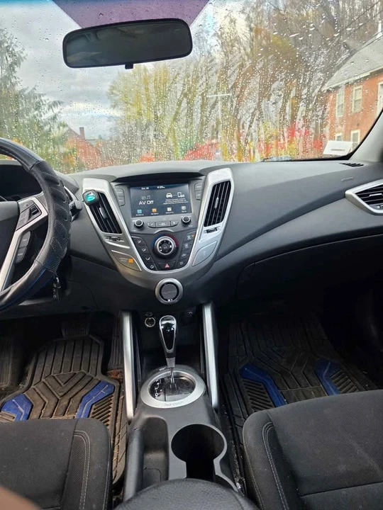 2018 Hyundai Veloster - Image 6 of 6