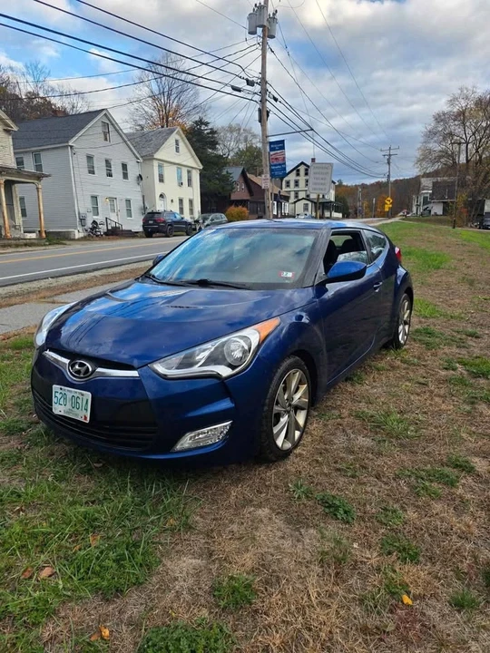 2018 Hyundai Veloster - Image 3 of 4