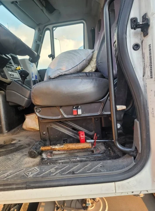 2018 International 4300 - Image 5 of 20