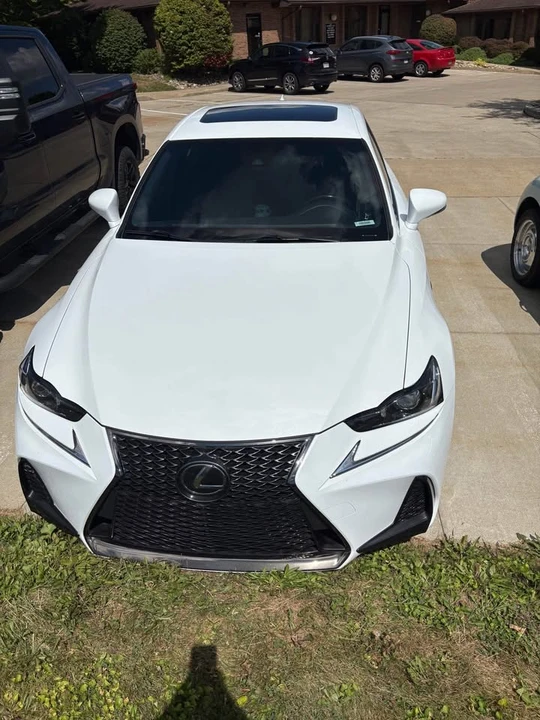 2018 Lexus IS 3rd Gen - Image 5 of 6