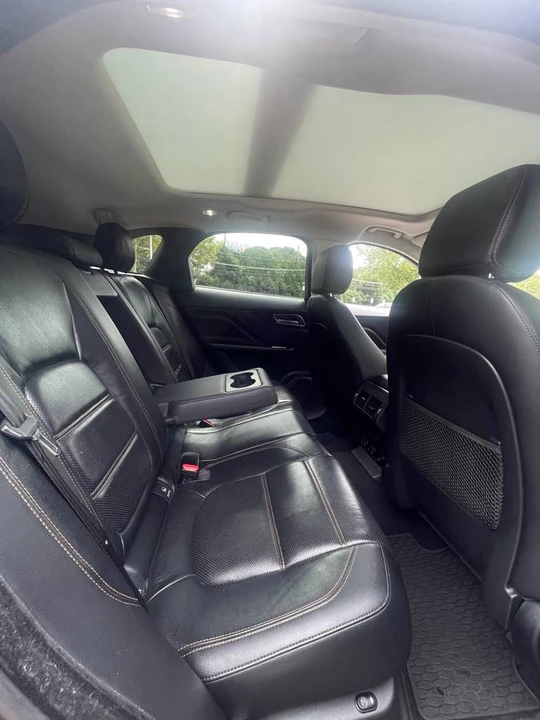 2018 Jaguar F-Pace - Image 15 of 24