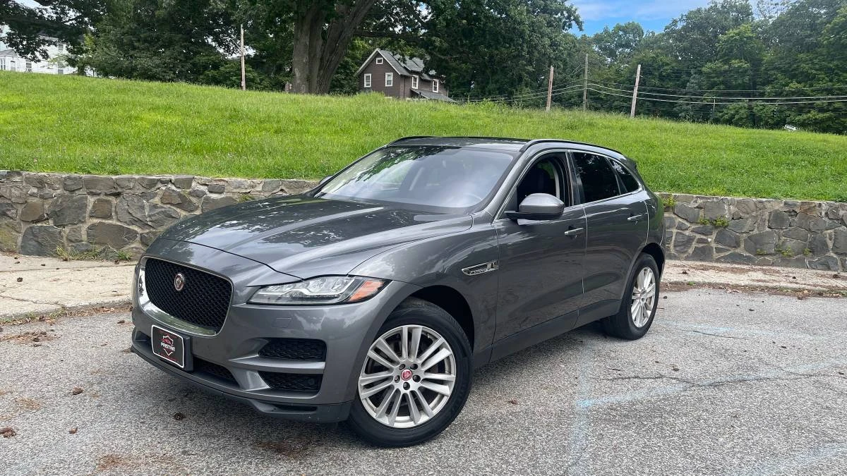 2018 Jaguar F-Pace - Image 2 of 24