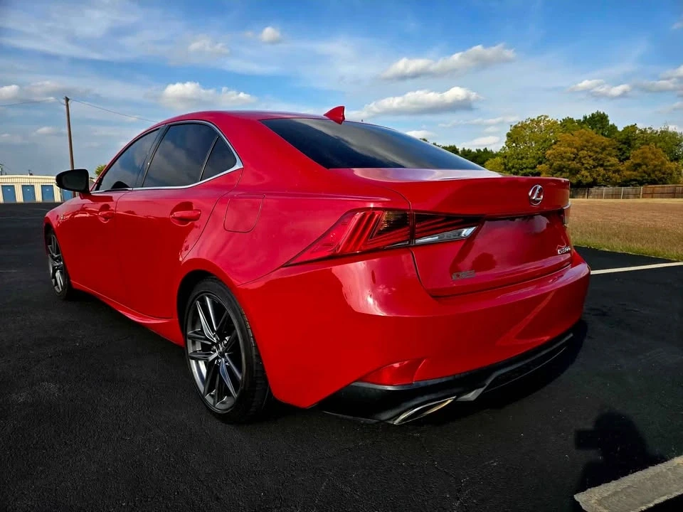 2018 Lexus IS 3rd Gen - Image 5 of 10