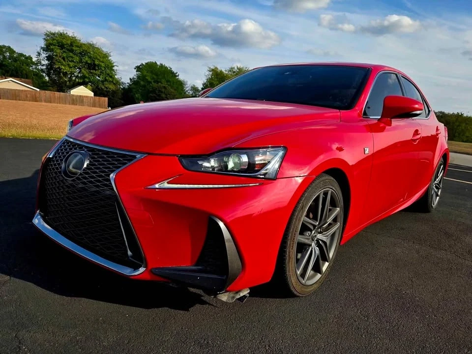 2018 Lexus IS 3rd Gen - Image 2 of 10