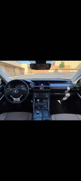 2018 Lexus IS 3rd Gen - Image 6 of 8