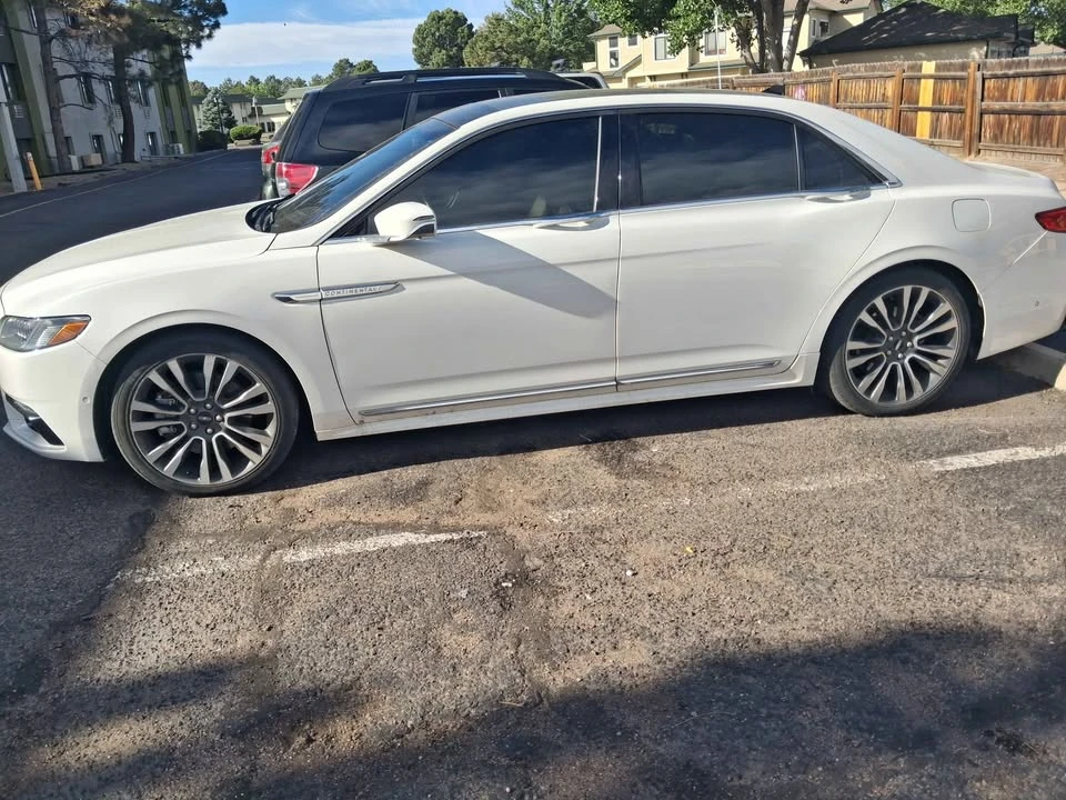 2018 Lincoln Continental 10th Gen - Image 2 of 3