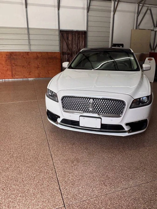 2018 Lincoln Continental 10th Gen - Image 4 of 14