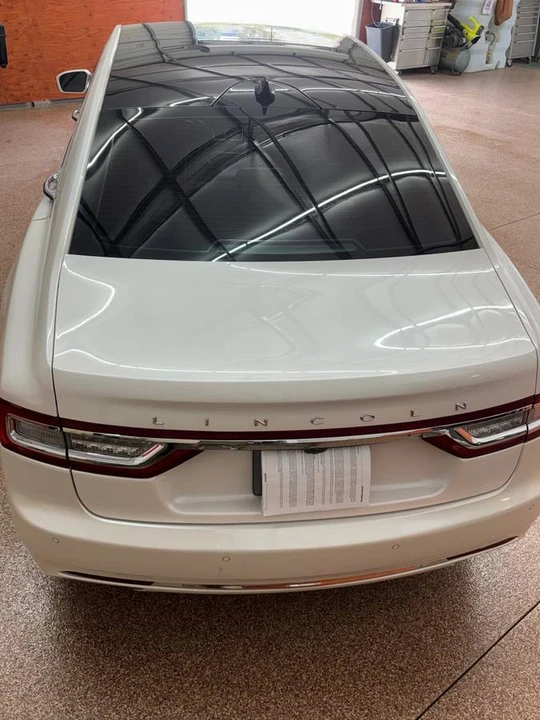 2018 Lincoln Continental 10th Gen - Image 3 of 14