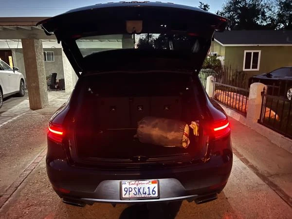 2018 Porsche Macan - Image 12 of 21