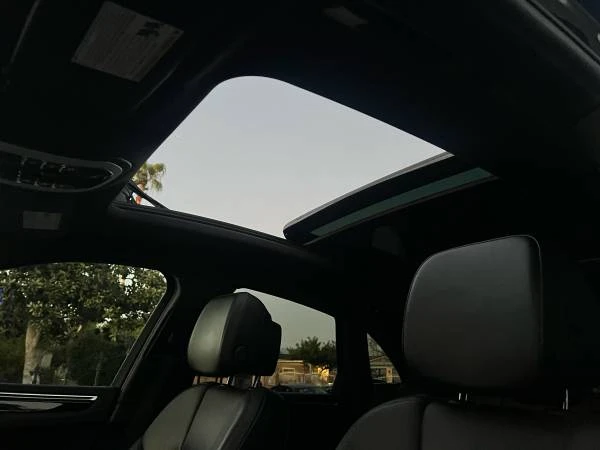 2018 Porsche Macan - Image 21 of 21