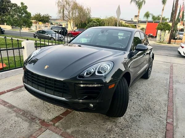 2018 Porsche Macan - Image 11 of 21