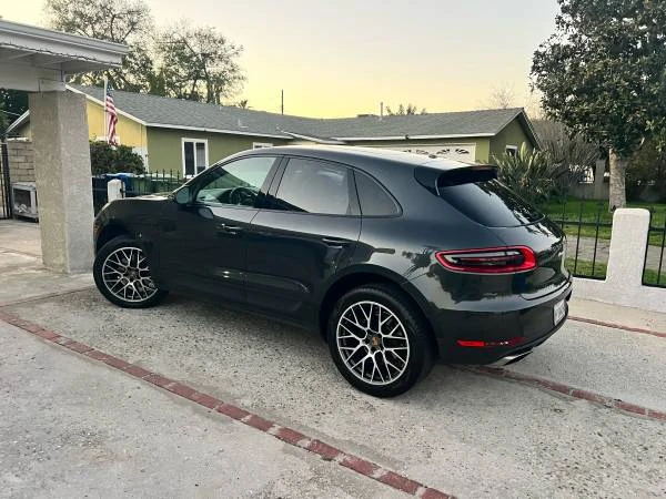 2018 Porsche Macan - Image 8 of 21