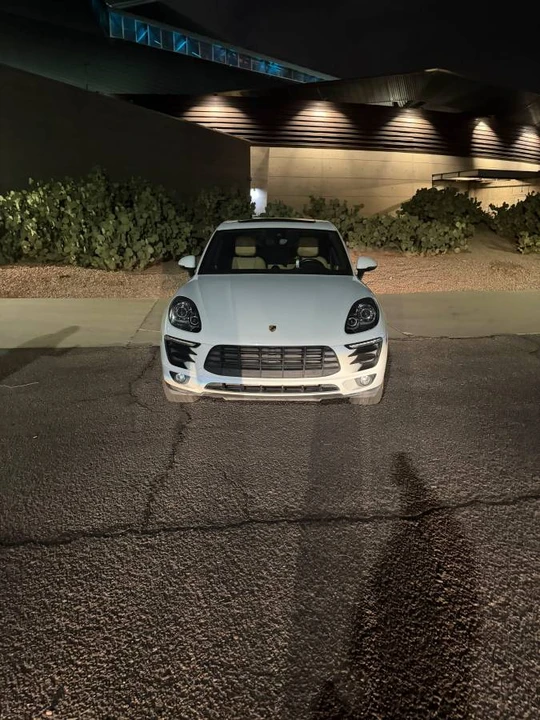 2018 Porsche Macan - Image 2 of 10