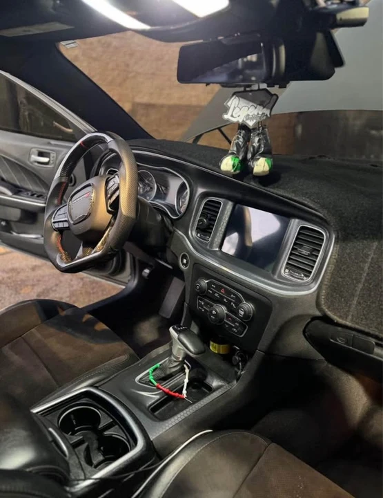 2018 Dodge Charger SRT & 392 7th Gen - Image 5 of 7