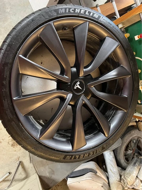 2018 Tesla Model 3 Performance - Image 5 of 10