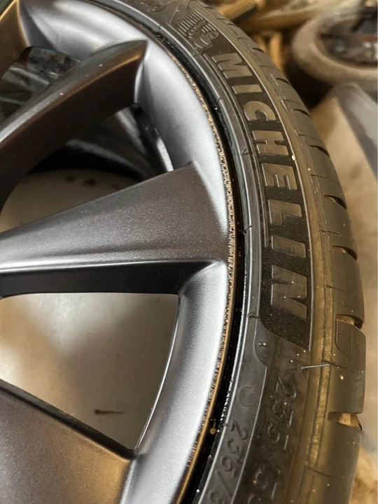2018 Tesla Model 3 Performance - Image 6 of 10