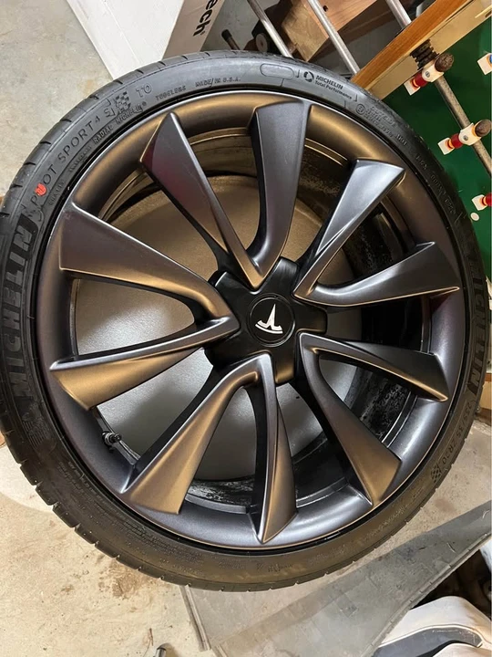 2018 Tesla Model 3 Performance - Image 4 of 10