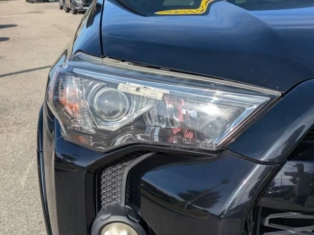 2018 Toyota 4Runner 5th Gen - Image 10 of 20