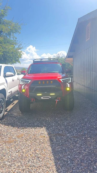 2018 Toyota 4Runner 5th Gen - Image 10 of 23