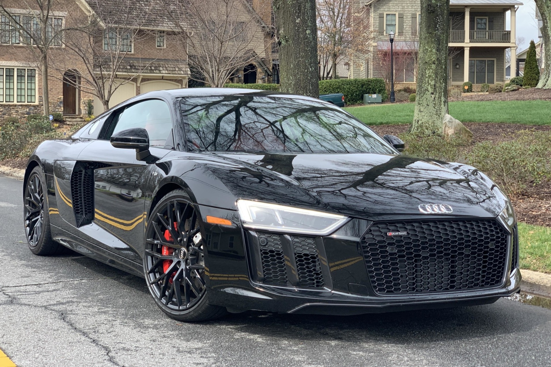 2,900-Mile 2018 Audi R8 V10 Coupe RWS S Tronic