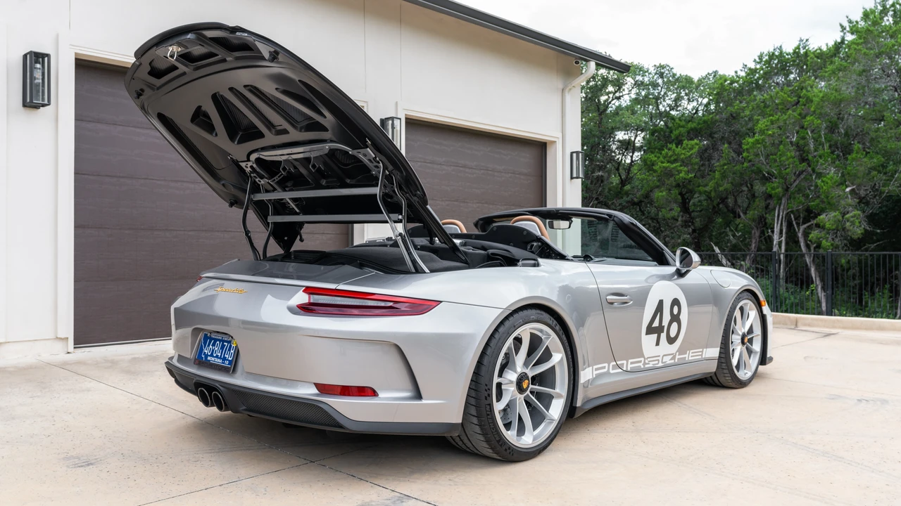 2019 Porsche 991 Speedster - Image 18 of 31