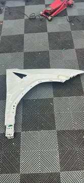 Lamborghini Urus Passenger Fender