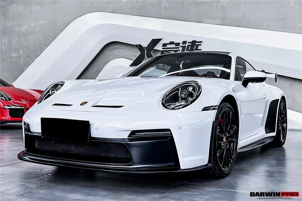 2019 Parts & Memorabilia Bodywork - Image 2 of 5
