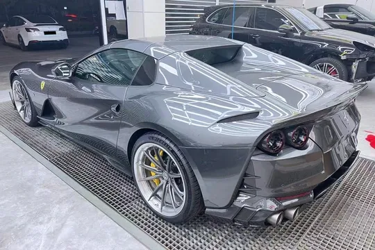 Ferrari 812 GTS MSY Style Trunk Spoiler Wing Carbon Fiber