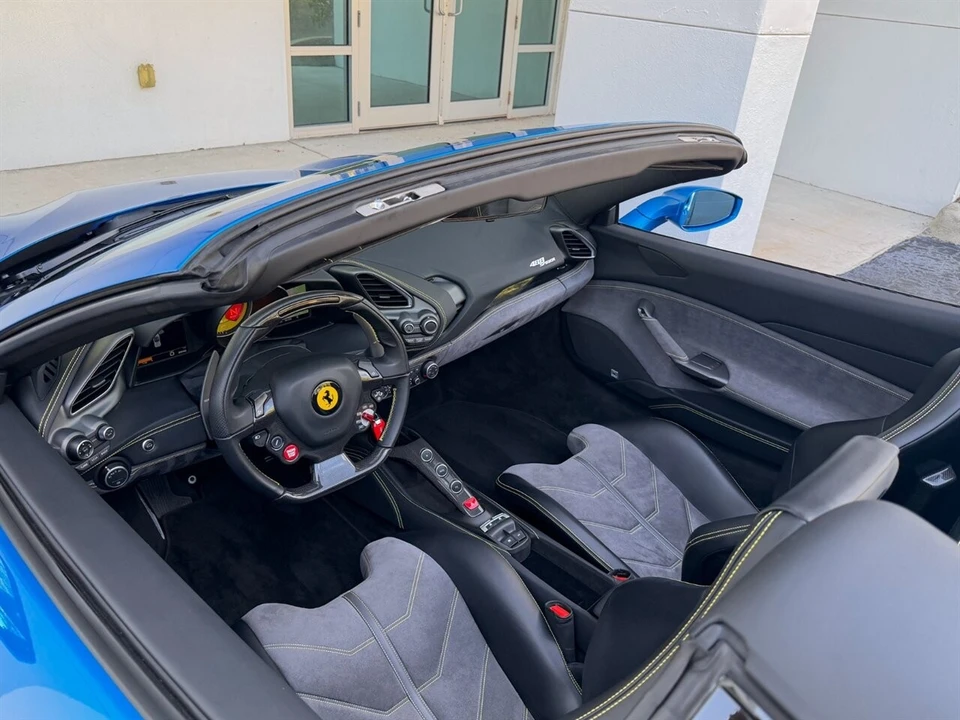 2019 Ferrari 488 Spider - Image 2 of 4