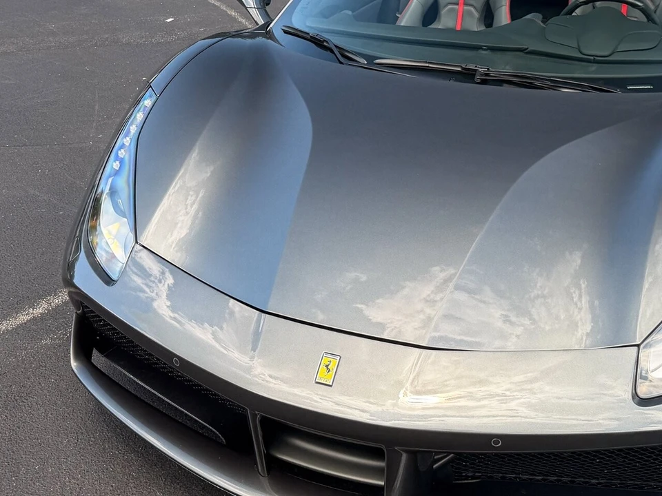 2019 Ferrari 488 - Image 4 of 4