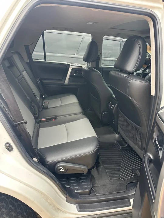 2019 Toyota 4Runner 5th Gen - Image 9 of 11