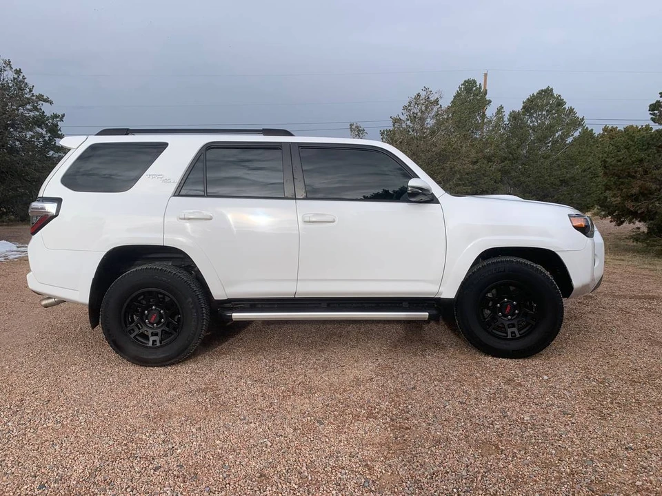 2019 Toyota 4Runner 5th Gen - Image 14 of 17