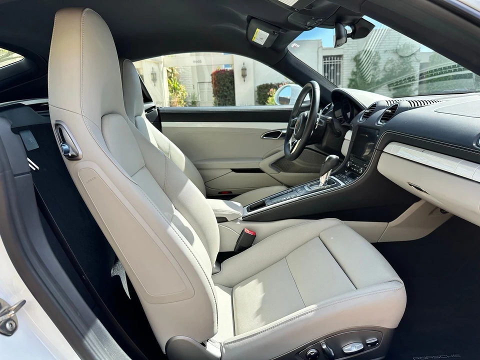 2019 Porsche 718 Cayman - Image 13 of 31