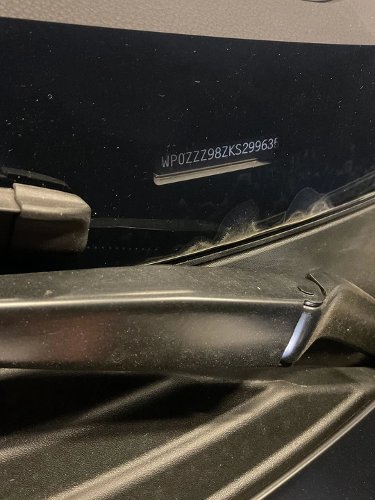 2019 Porsche 718 Cayman GT4 - Image 21 of 31