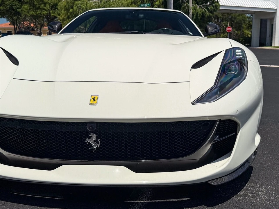 2019 Ferrari 812 Superfast - Image 3 of 4
