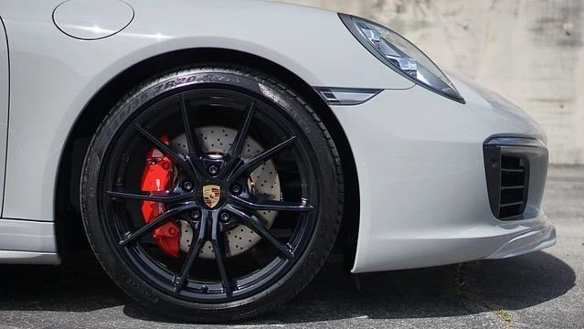 2018 Porsche 991 Carrera 4S - Image 6 of 15