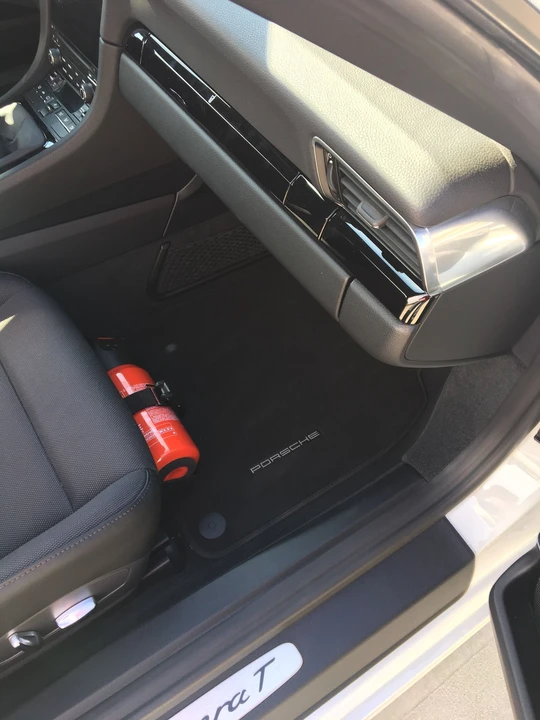 2019 Porsche 991 Carrera T - Image 11 of 16