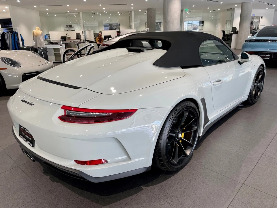 2019 Porsche 991 Speedster - Image 6 of 16