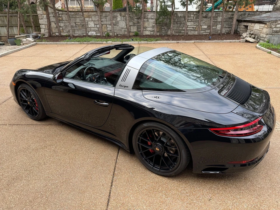 2019 Porsche 991 Targa 4 GTS - Image 8 of 26