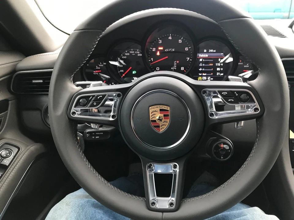 2019 Porsche 991 Targa 4 GTS - Image 9 of 14