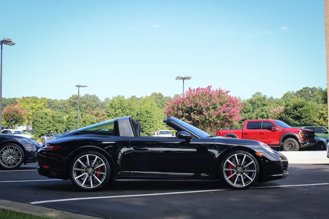 2019 Porsche 991 Targa 4 & 4S - Image 4 of 19