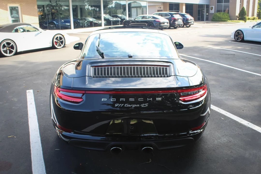 2019 Porsche 991 Targa 4 & 4S - Image 7 of 19